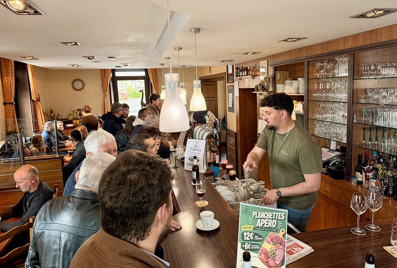 IMG_9247.jpeg (221 KB)