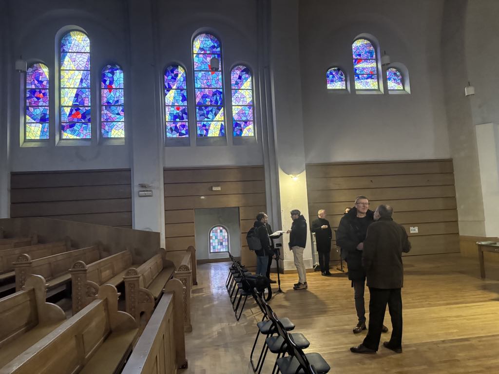 e045e298-fcde-4e77-aea1-7a68e89eec63.jpg (90 KB)